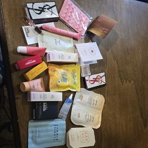 20 Piece Mystery Sephoria Samples Set